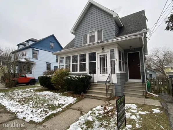 600 4th St, Jackson, MI 49203
