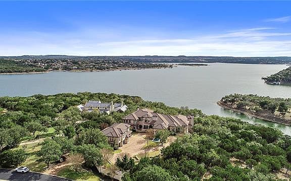 4th image of 19544 Sandcastle Dr