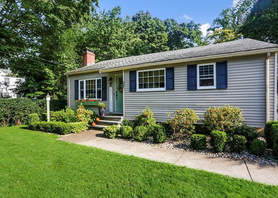 297 Main St, Saugus, MA 01906 Zillow