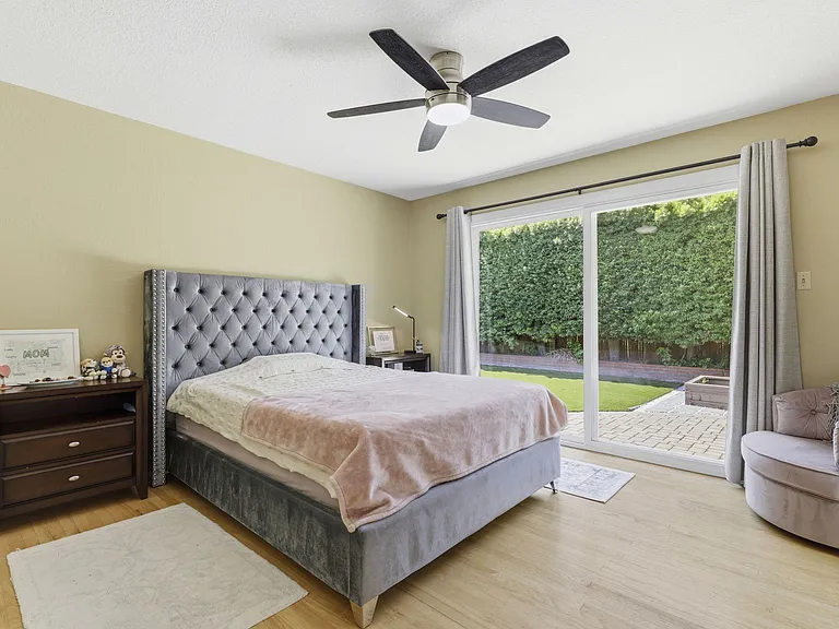872 W Knickerbocker Dr — Photo 21
