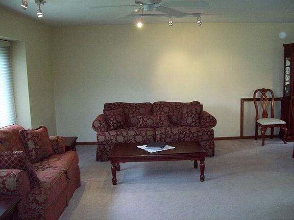 2nd image of 5727 Buck Ct