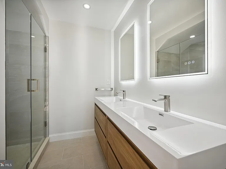 3216 Klingle Rd NW — Photo 14