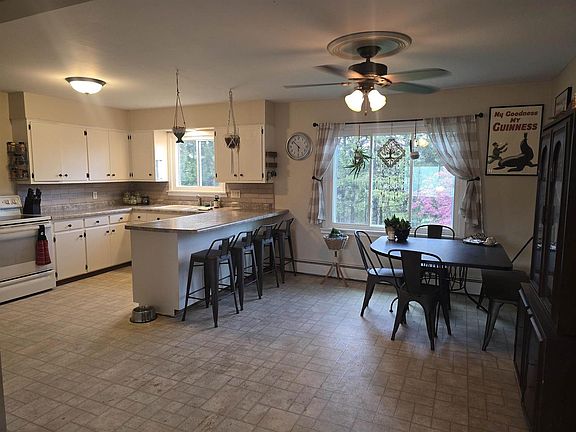 5th image of 780 4th Street