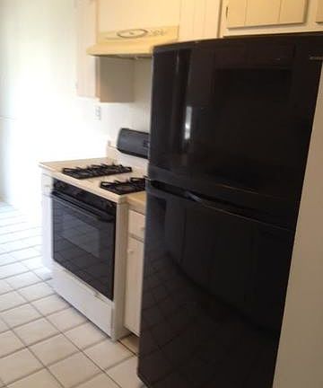 5th image of 333 Jefferson Ct