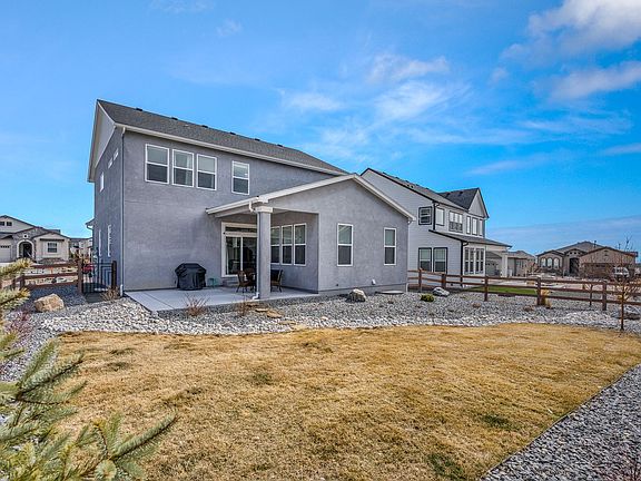 4th image of 10084 Manhattan Dr