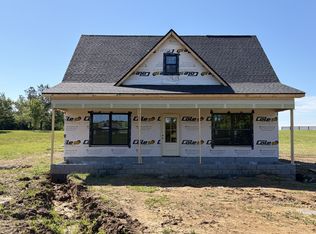 210 Parker Rd, Portland, TN 37148