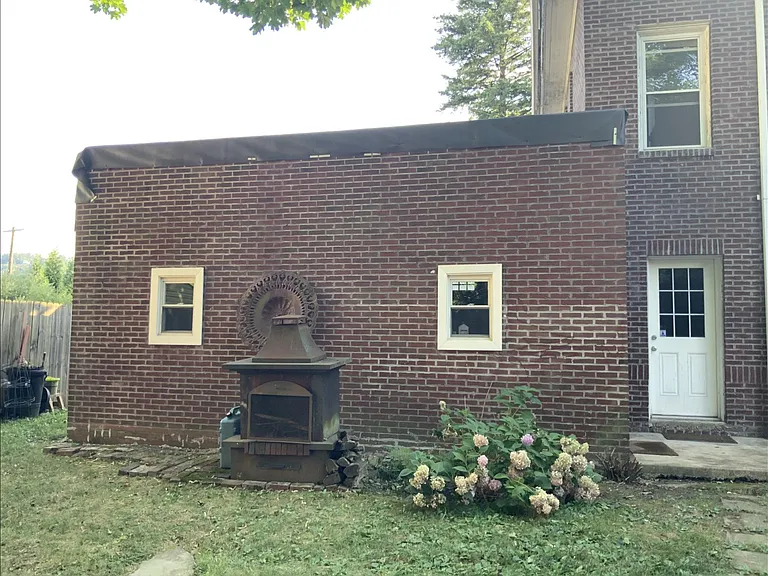 208 Orchard Pl #1 — Photo 40