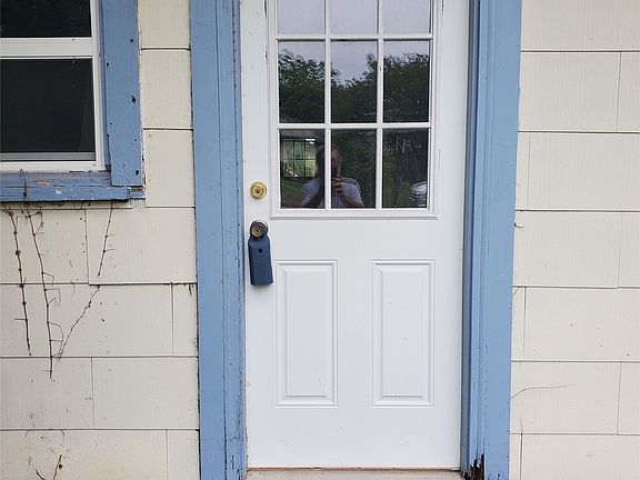 2nd image of 300 N Church St