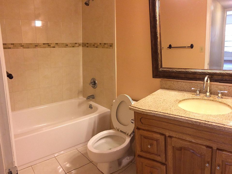 1st image of 10431 N Kendall Dr APT D112