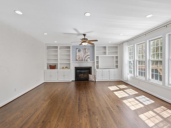 5th image of 209 Plyersmill Rd