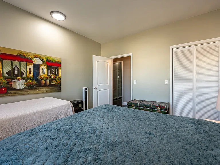 4741 Point Loma Ave #201 — Photo 24