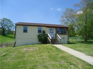 1113 Oak St, Atchison, KS 66002