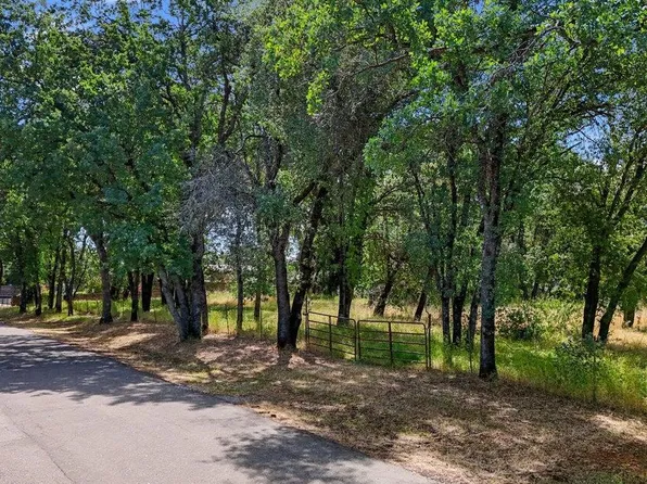 2375 Marilyn Ave, Redding, CA 96002
