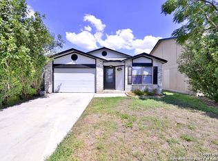 6819 Misty Field Dr, Converse, TX 78109
