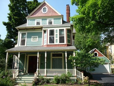1333 Church St, Evanston, IL, 60201