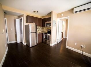 500 SW 9th Ave APT 4, Miami, FL 33130