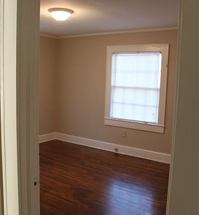3rd image of 507 N Central Ave