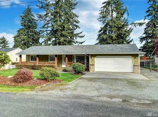 1297 Uplands Dr, Camano Island, WA 98282