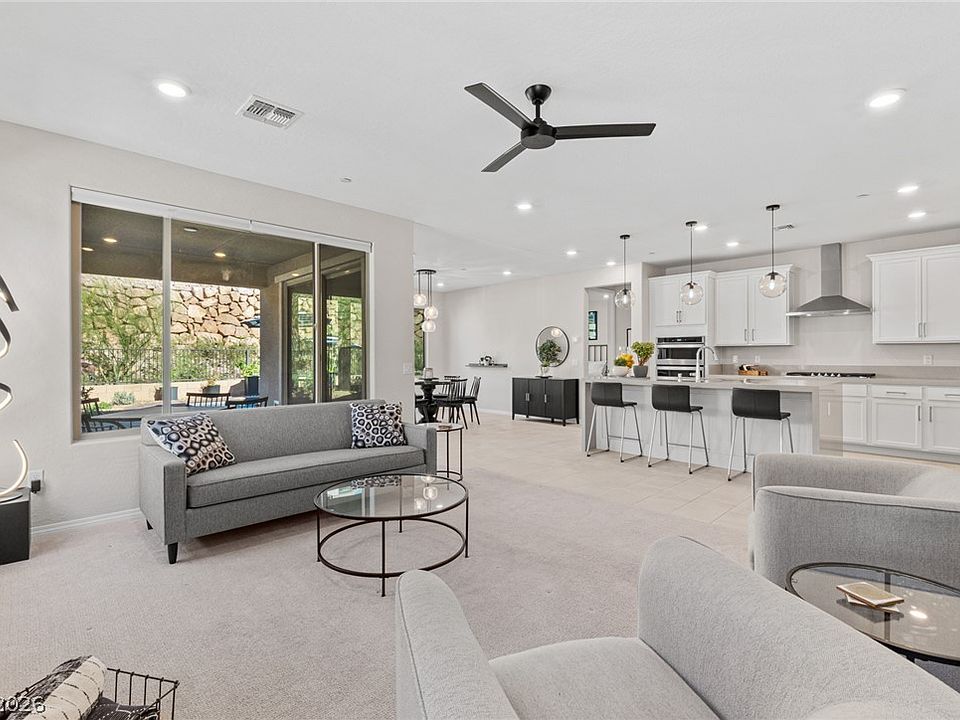 1st image of 9 Desert Juniper Ln