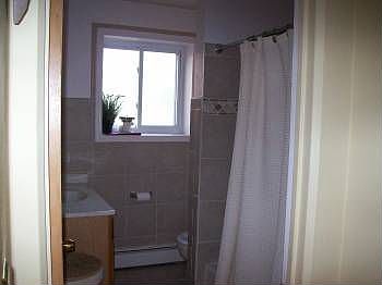 2nd image of 1020 W Washington Blvd #2D