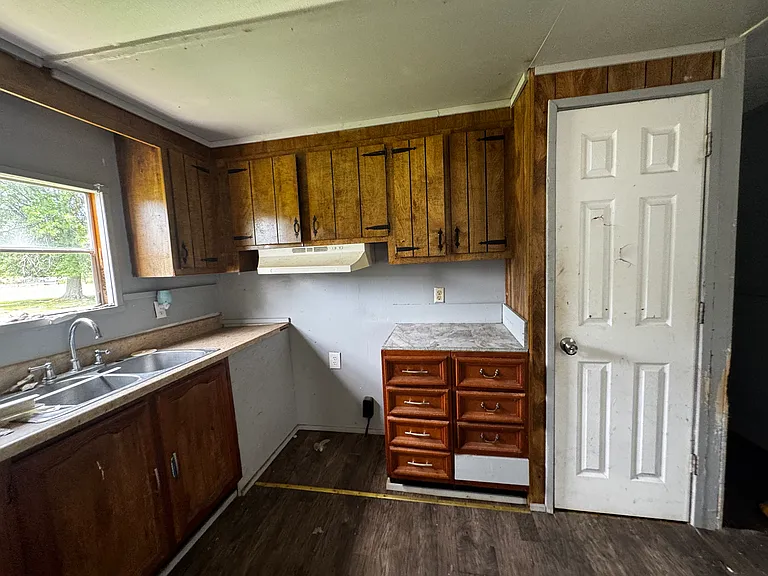 1755 Blue Jay Cir — Photo 6