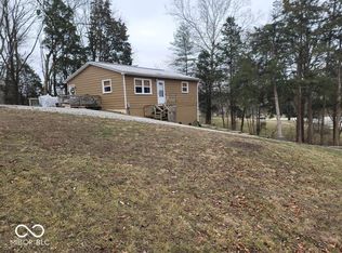 901 Carter Rd, Martinsville, IN 46151