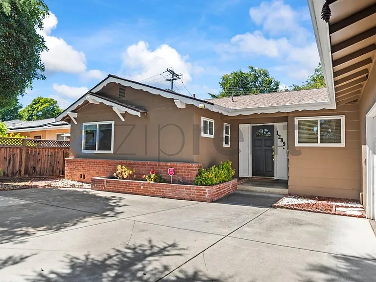 1289 Kimberly Dr — Photo 2