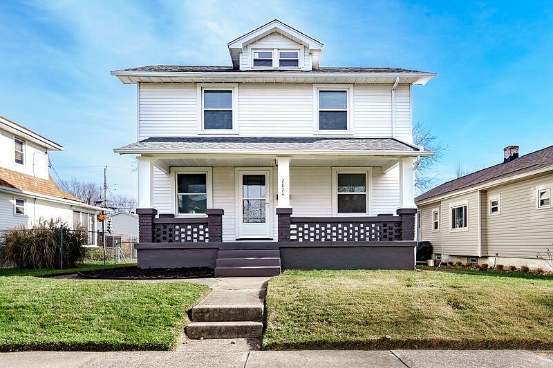 1st image of 2824 Dwight Ave