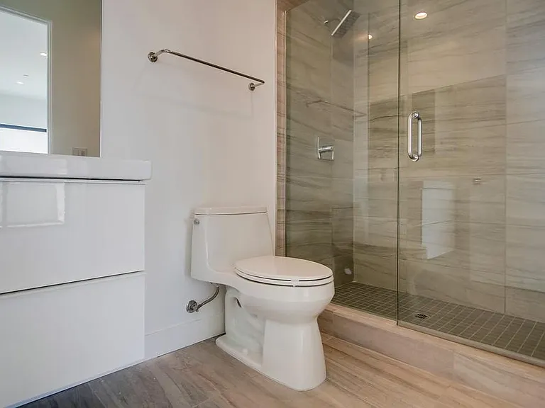 4021 Georgia St #9 — Photo 17