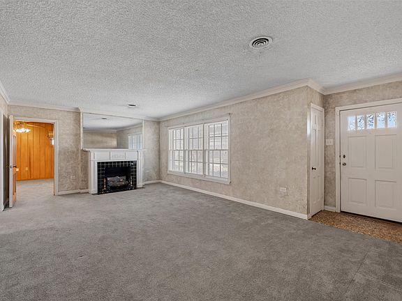 3rd image of 3117 Colcord Ave