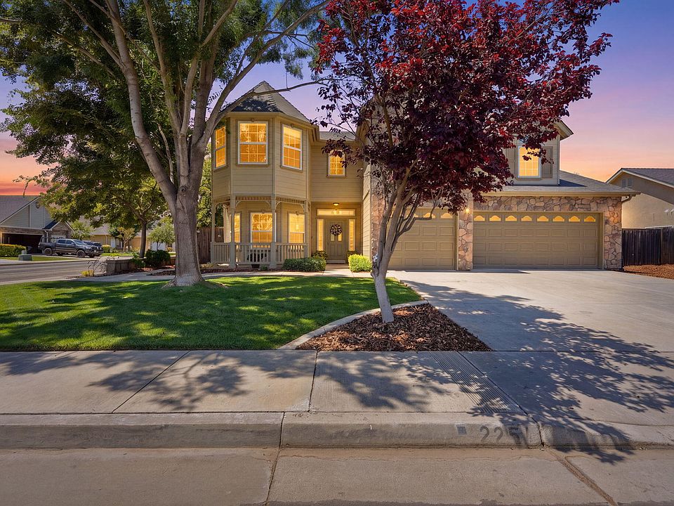 1st image of 2254 N Foxhill Place