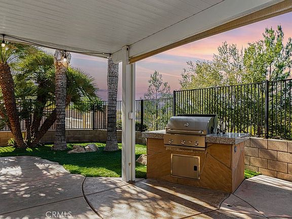 2nd image of 26101 Manzanita St