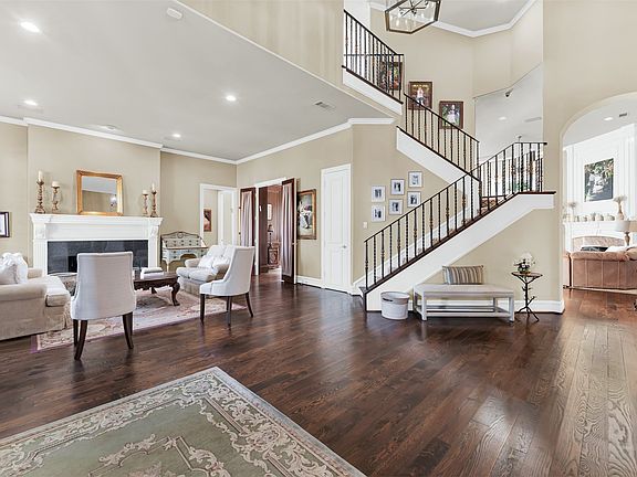 3rd image of 2605 Rutgers Ct