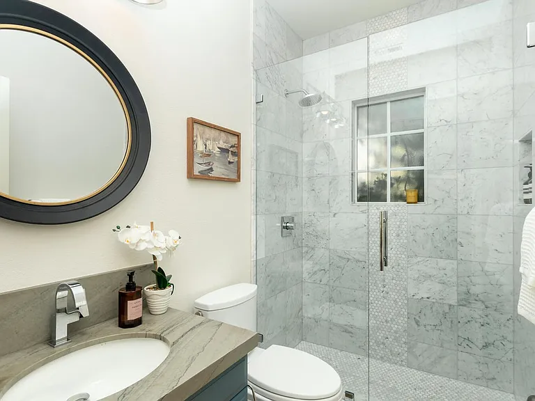 409 N Cedros Ave — Photo 12