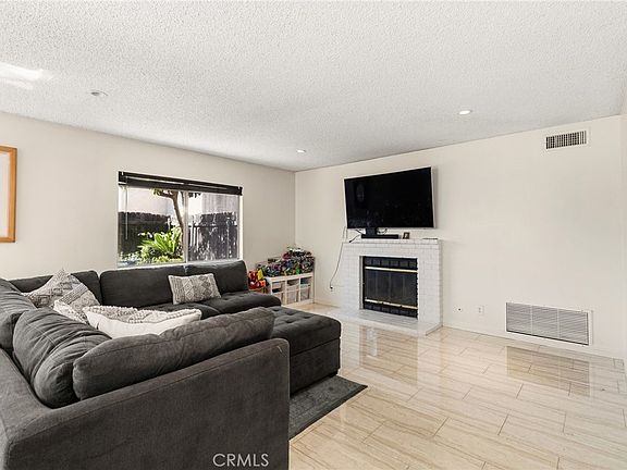 3rd image of 11545 Honeyglen Rd