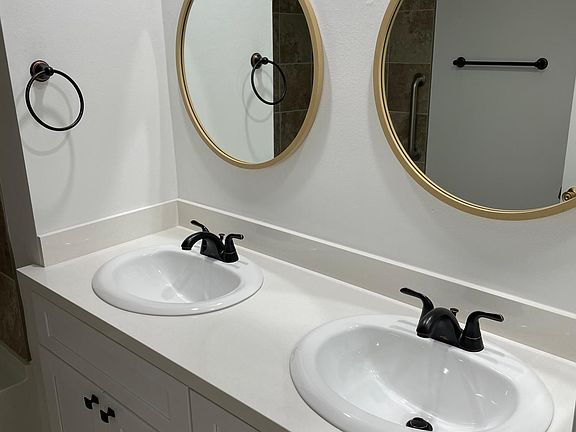 3rd image of 3630 Vista Campana S Unit 3