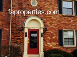 222 Hampton Dr, Evansville, IN 47715