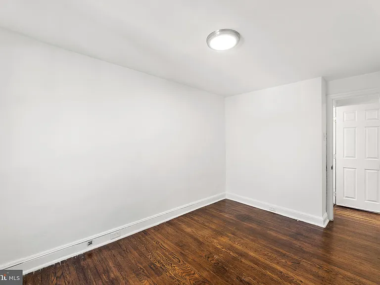 1451 W End Dr — Photo 21