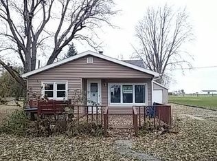 6660 E Firehouse Rd, Decatur, IL 62521