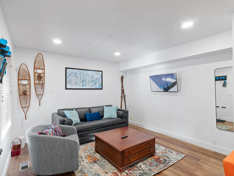 1451 Park Ave #2