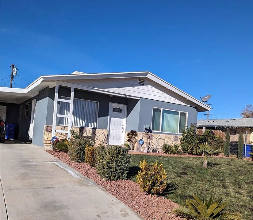 1st image of 15236 Las Piedras Dr