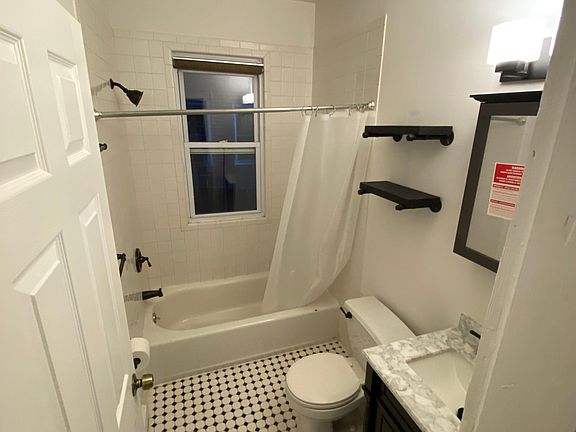 2nd image of 64 Harbor Ave Floor 1