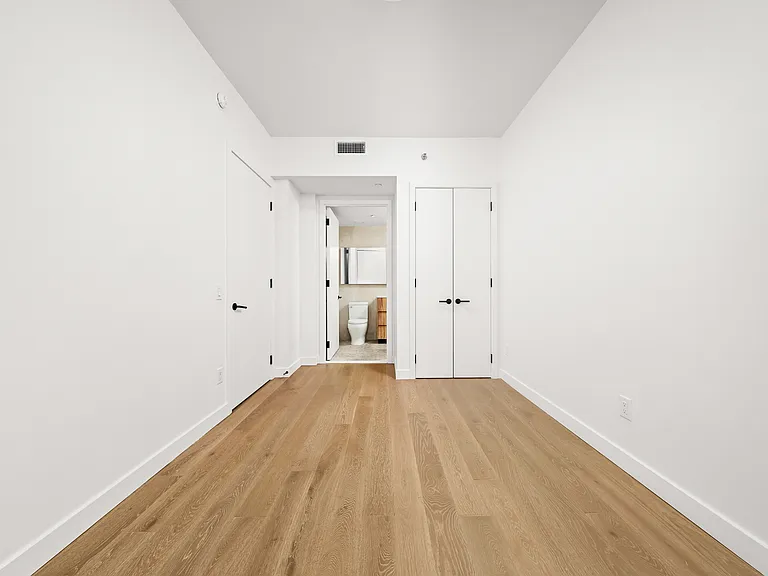 828 Metropolitan Ave #3C — Photo 8