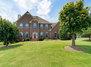 1370 Charleston Ln, Columbia, TN 38401