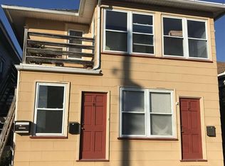 31 N Weymouth Ave, Ventnor City, NJ 08406