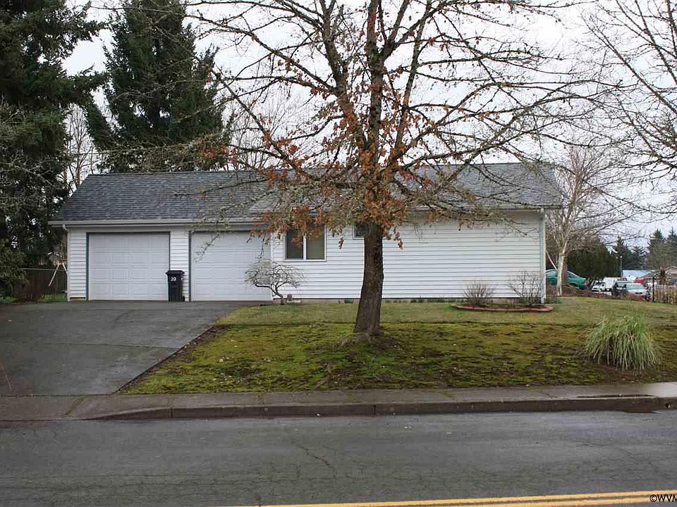2nd image of 360 N 10th Pl