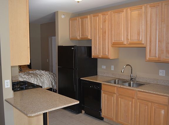 4th image of 125 S Jefferson St Unit 1606