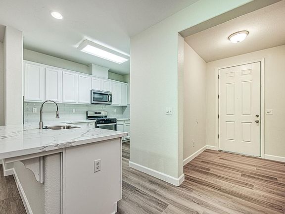 4th image of 2187 N Sunny Ln