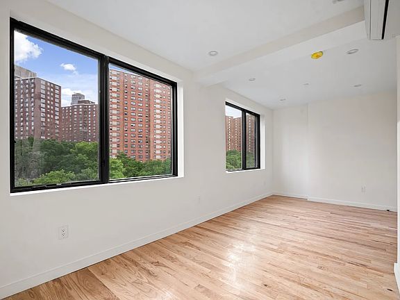 5th image of 1950 Amsterdam Ave #5B