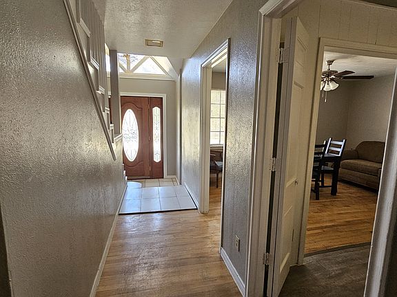 2nd image of 5027 Regatta Dr